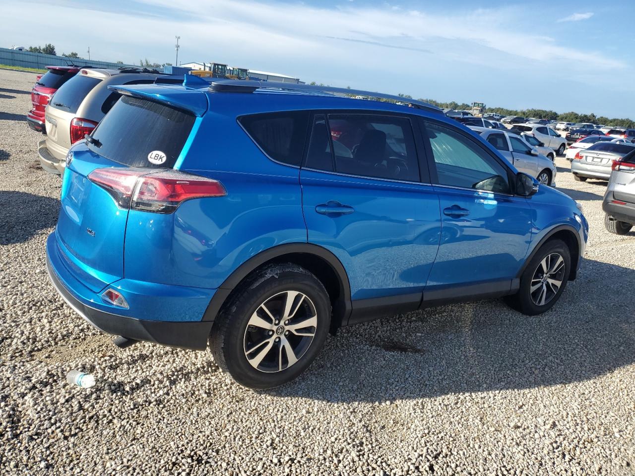 2017 Toyota RAV 4 - Image 3