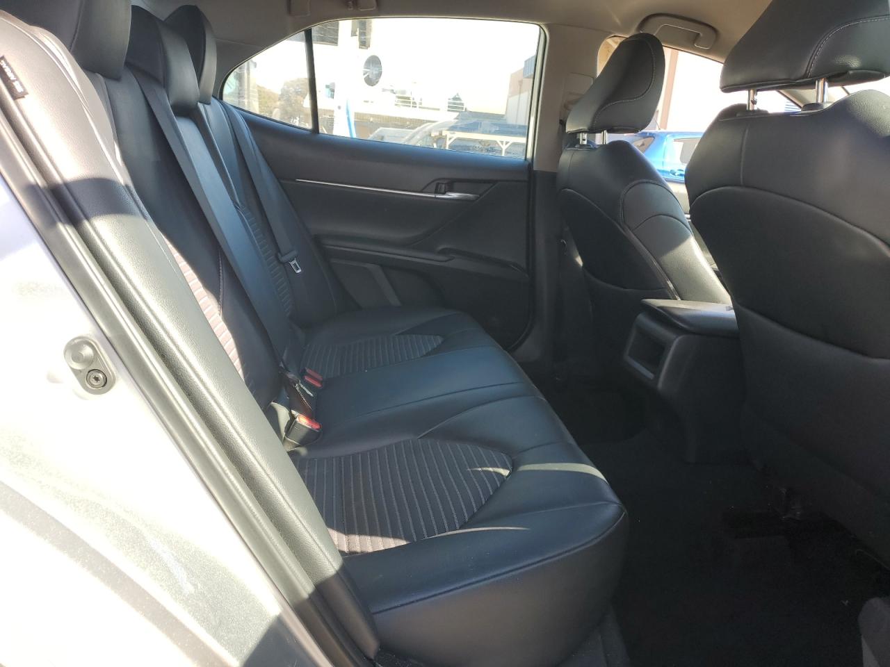 2019 Toyota Camry - Image 10