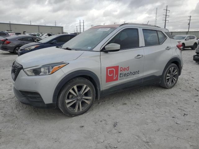  NISSAN KICKS 2018 Серебристый
