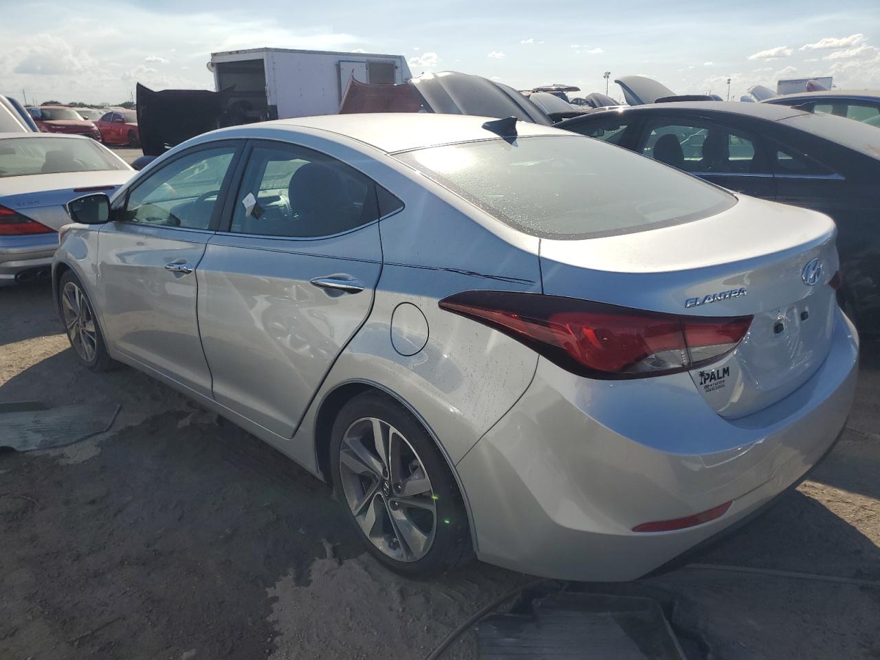 2016 Hyundai Elantra - Image 2