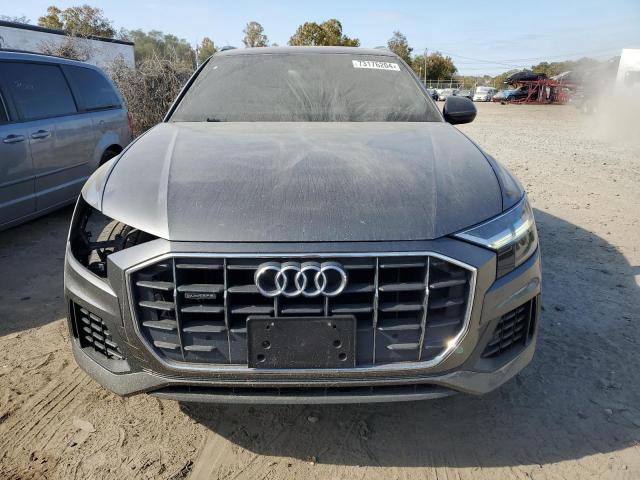  AUDI Q8 2019 Szary