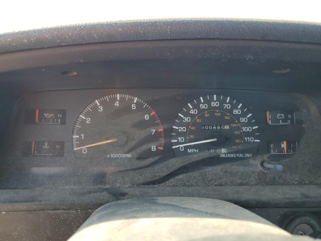 1990 Toyota Pickup - Image 9