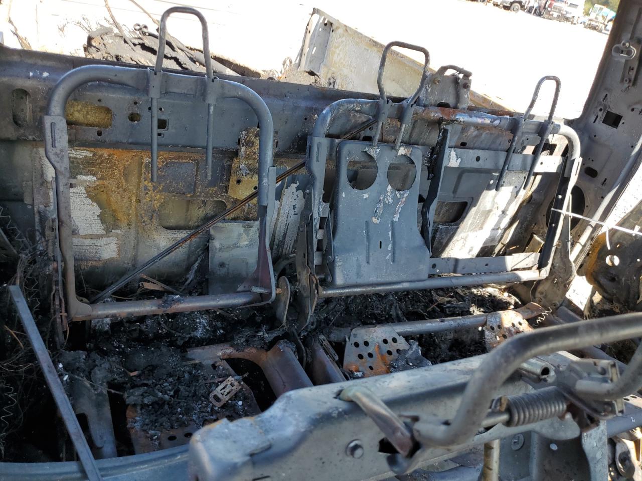 2015 Ford F250 - Image 10