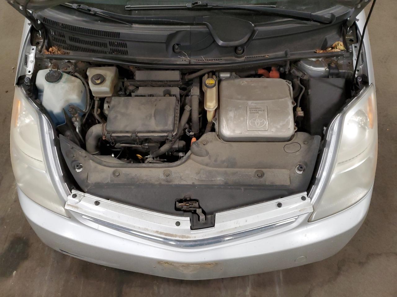 2006 Toyota Prius - Image 13
