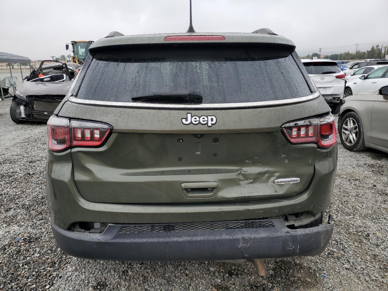 2020 Jeep Compass Latitude VIN: 3C4NJCBB8LT105394 Lot: 76537004