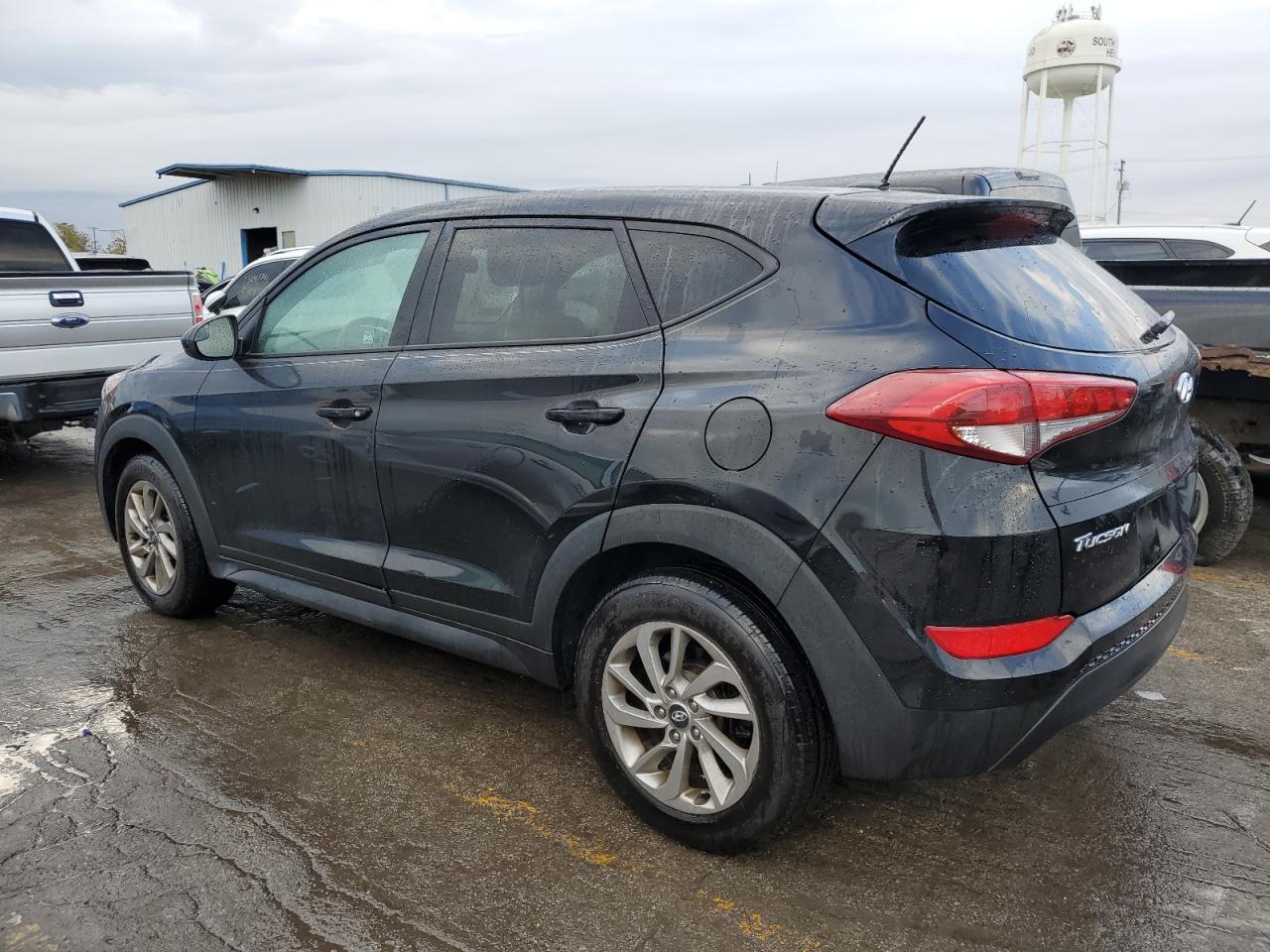 KM8J23A44HU265764 2017 Hyundai Tucson Se