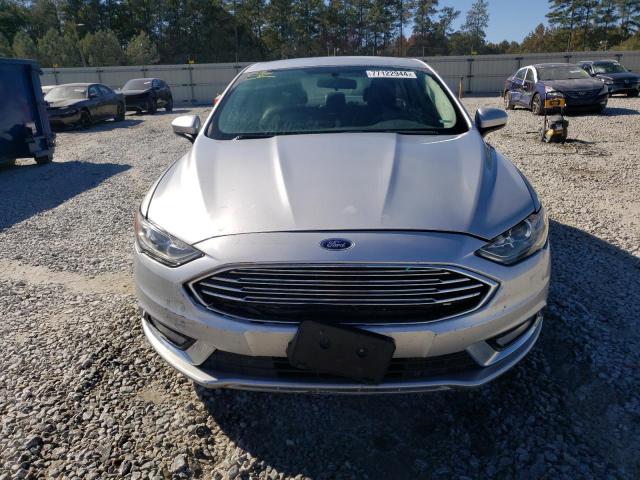  FORD FUSION 2018 Серебристый