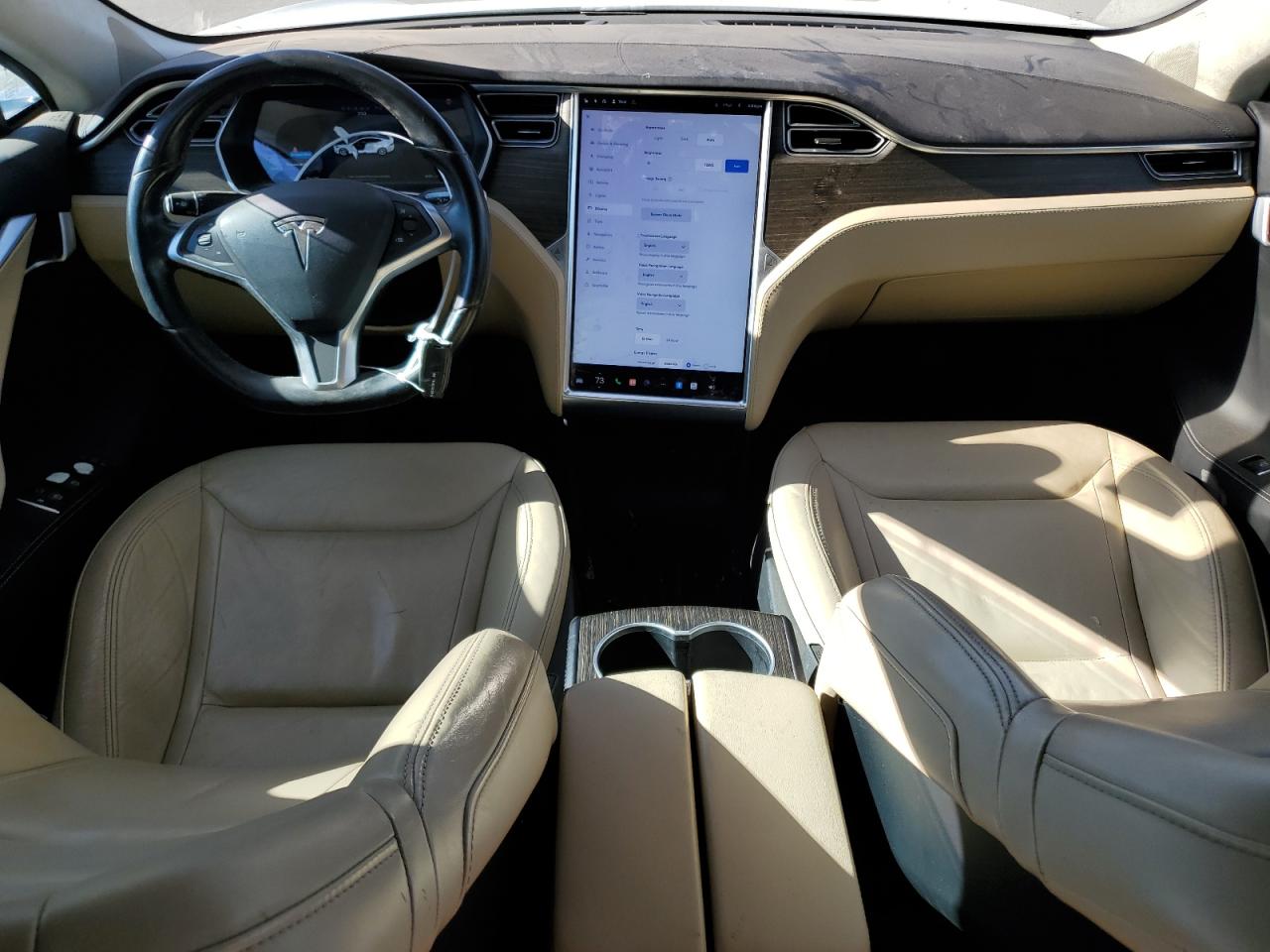 5YJSA1E18FF115906 2015 Tesla Model S