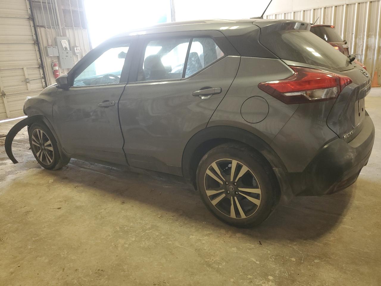 2018 Nissan Kicks - Image 2