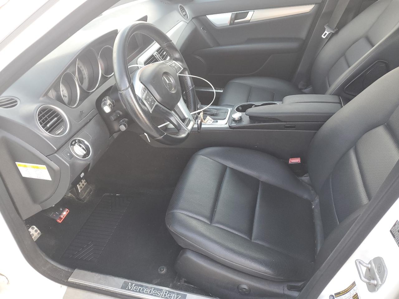 2014 Mercedes-Benz C 300 4Matic VIN: WDDGF8AB5ER316885 Lot: 64640065