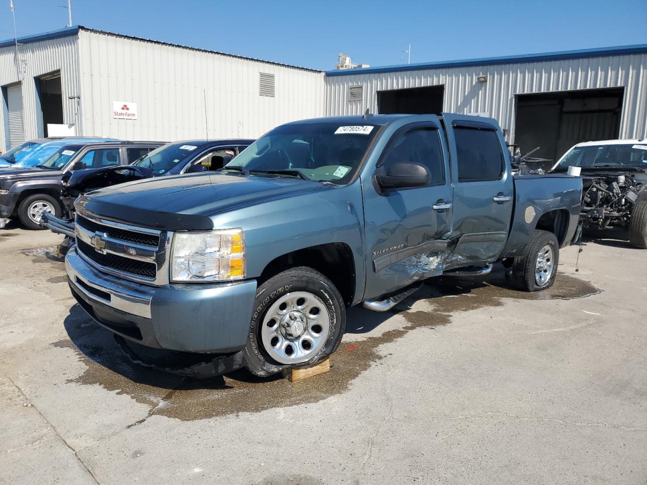 2010 Chevrolet Silverado - Image 1