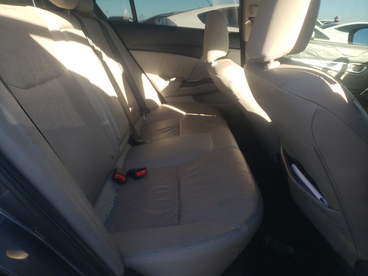 2015 Honda Civic - Image 10