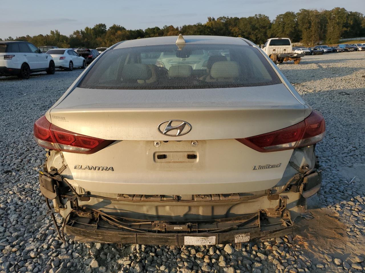 VIN 5NPD84LF9HH004211 2017 HYUNDAI ELANTRA no.6