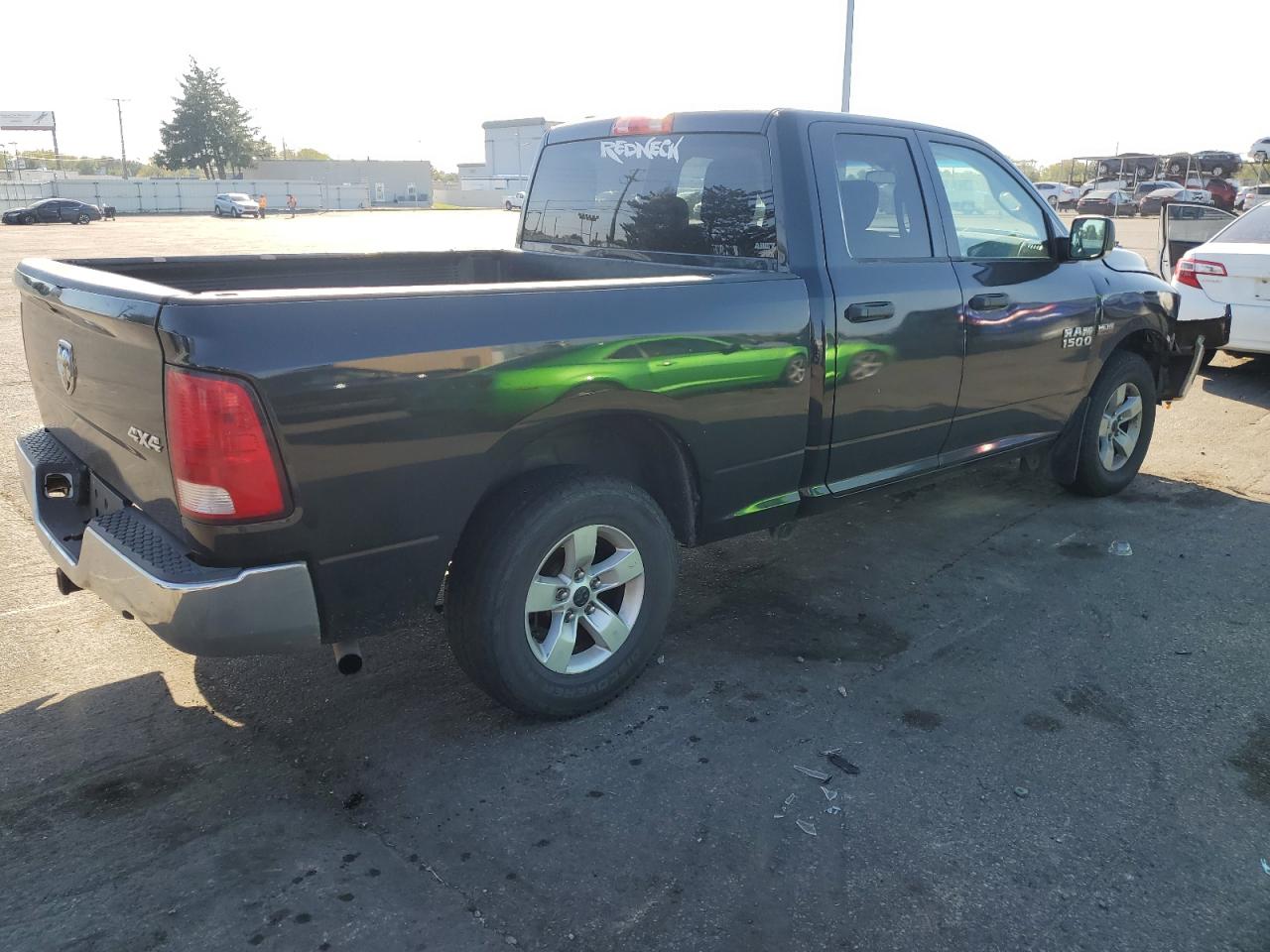 2016 RAM 1500 - Image 3