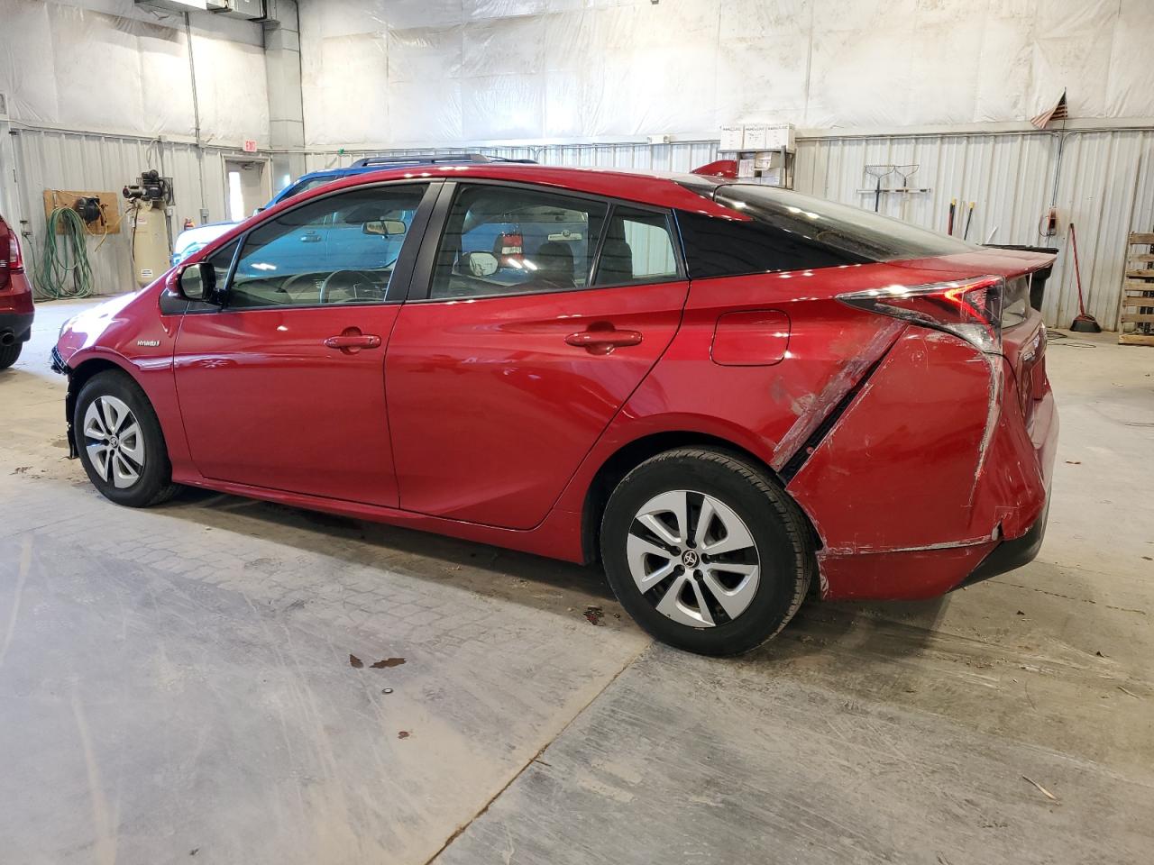 2017 Toyota Prius - Image 2