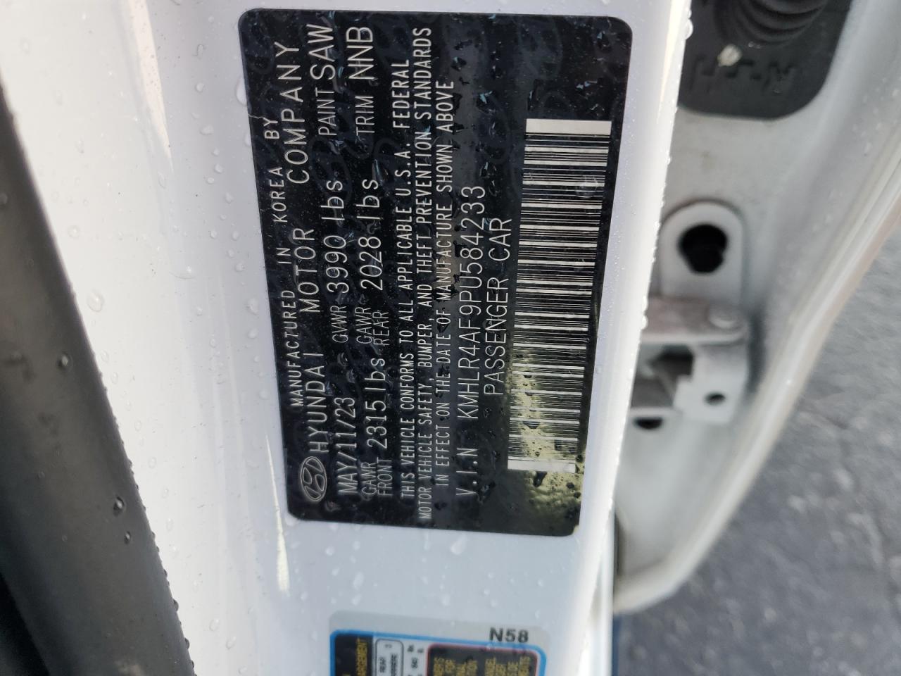 2023 Hyundai Elantra - Image 13