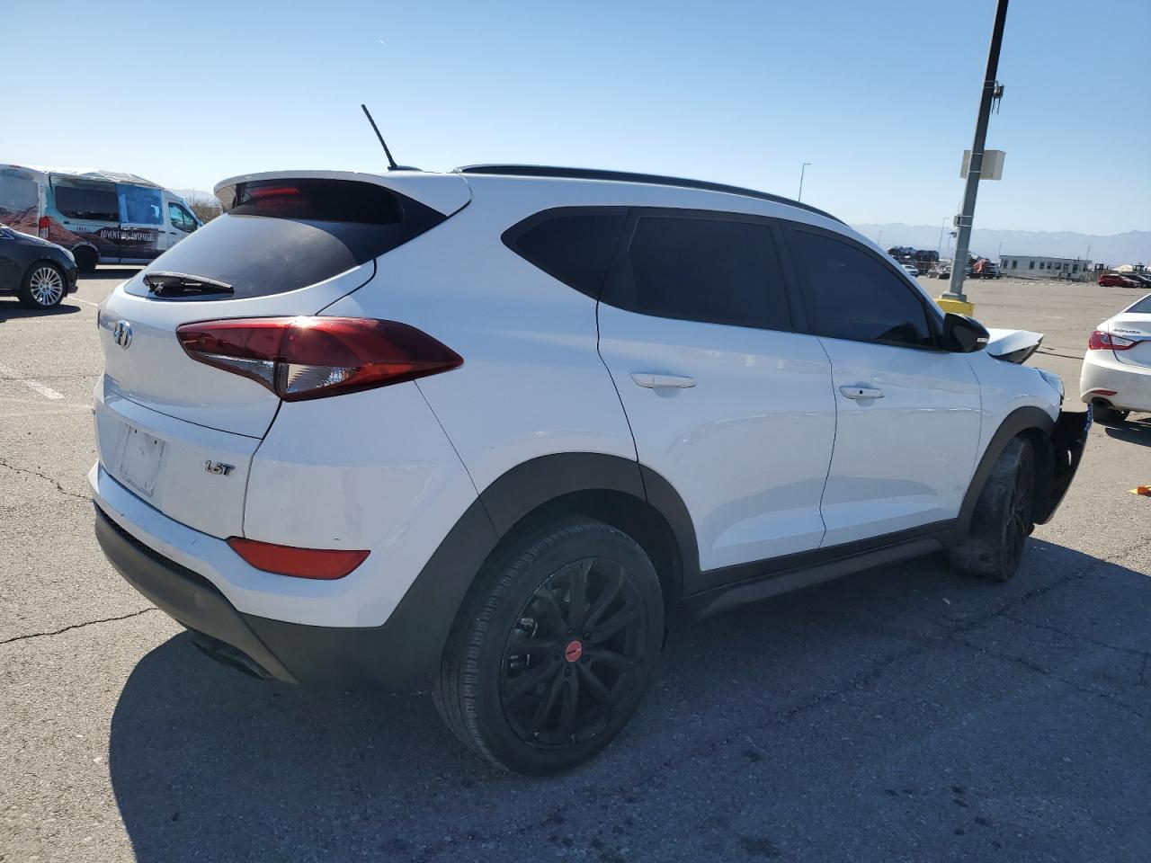 VIN KM8J33A23HU534669 2017 HYUNDAI TUCSON no.3