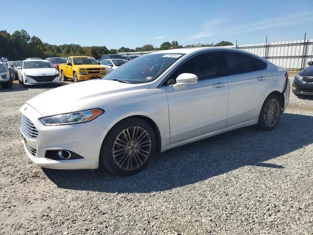  FORD FUSION 2016 Biały