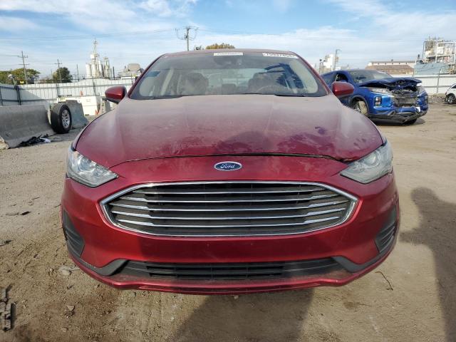  FORD FUSION 2019 Czerwony