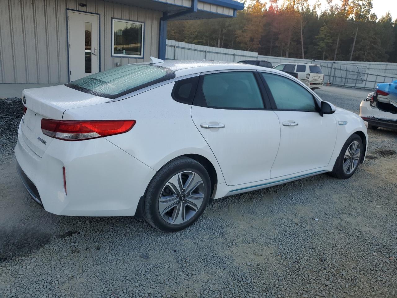 2017 Kia Optima - Image 3