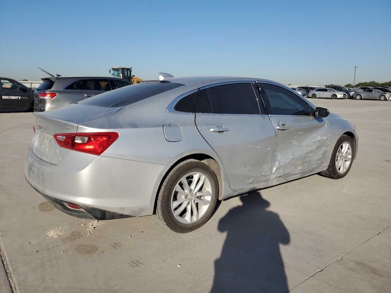 VIN 1G1ZD5ST5JF267805 2018 CHEVROLET MALIBU no.3