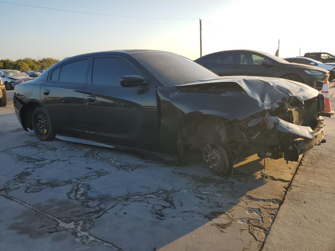 2019 Dodge Charger - Image 4