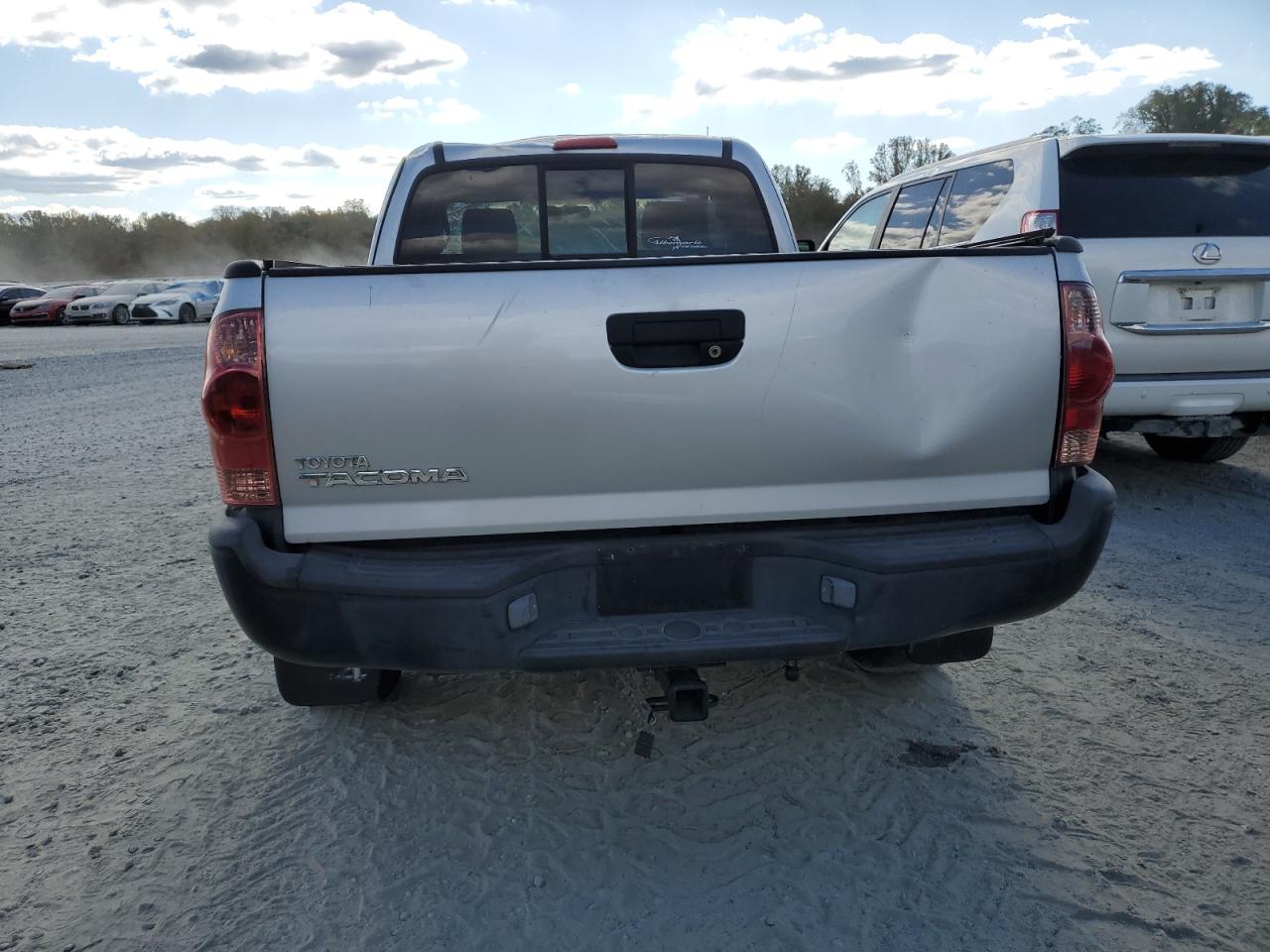 2007 Toyota Tacoma - Image 6