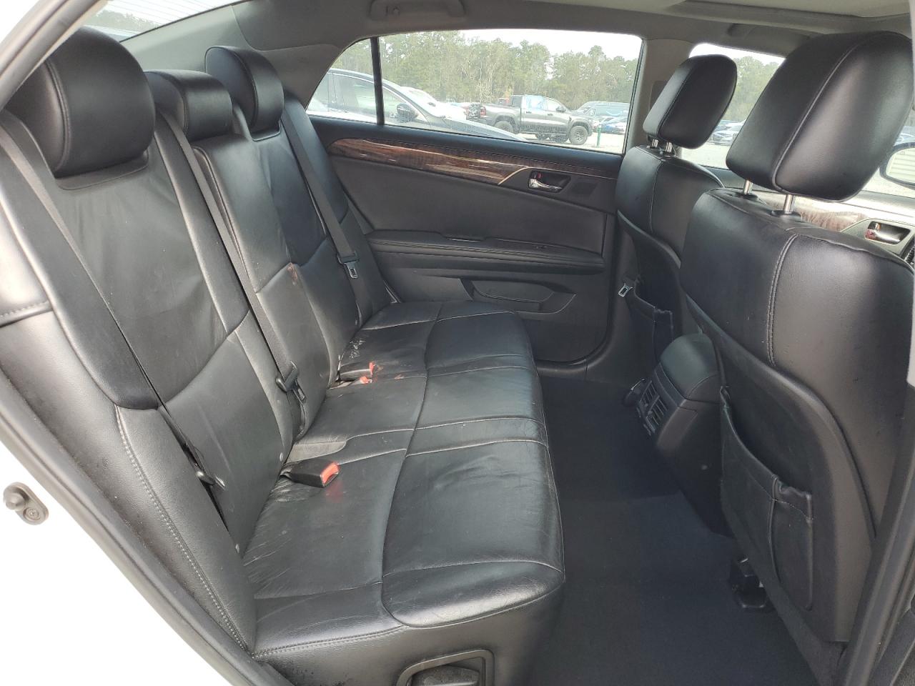 2011 Toyota Avalon - Image 10