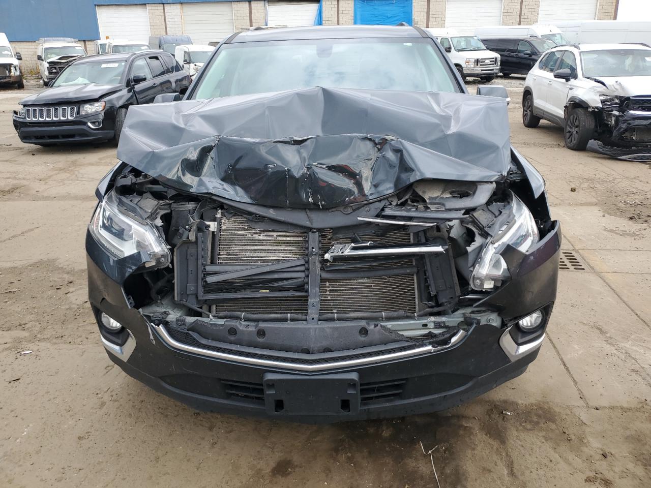 VIN 1GNERGKW1KJ233976 2019 CHEVROLET TRAVERSE no.5