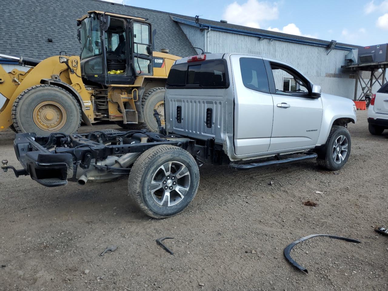 2016 Chevrolet Colorado - Image 3