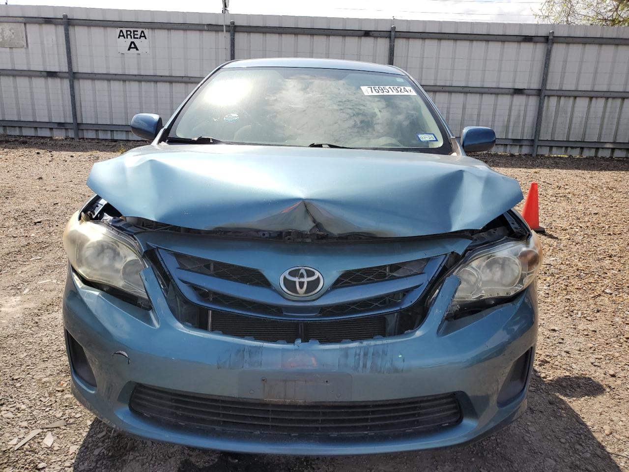 2012 Toyota Corolla - Image 5