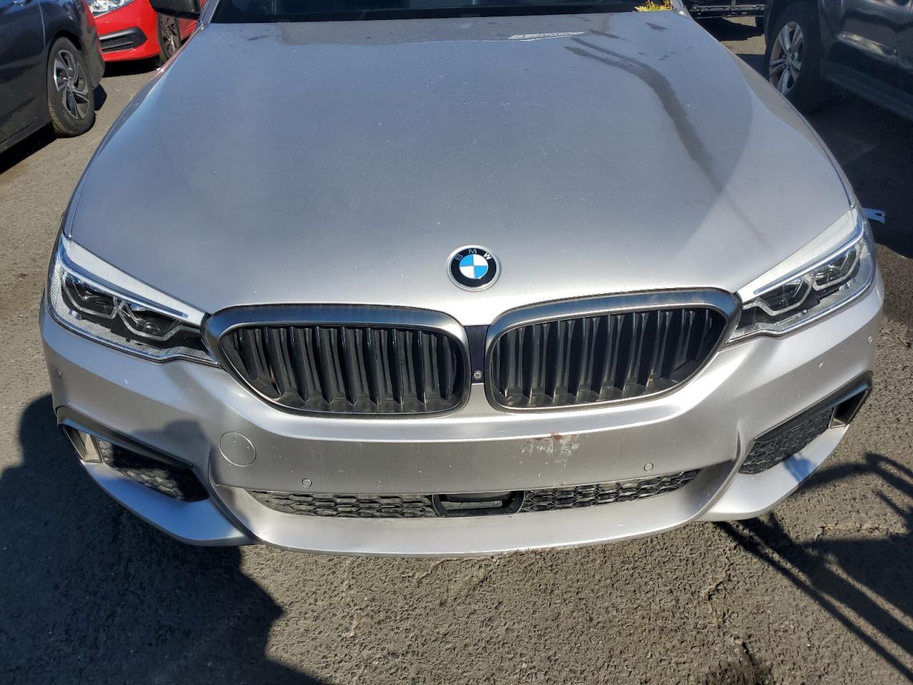 WBAJB9C59KB288647 2019 BMW M550Xi