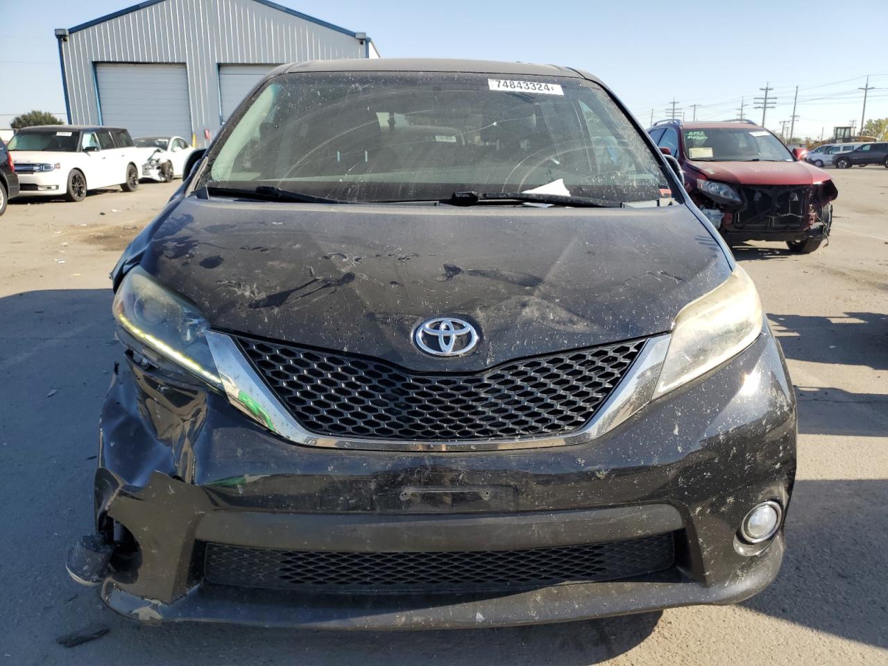 2015 Toyota Sienna - Image 5