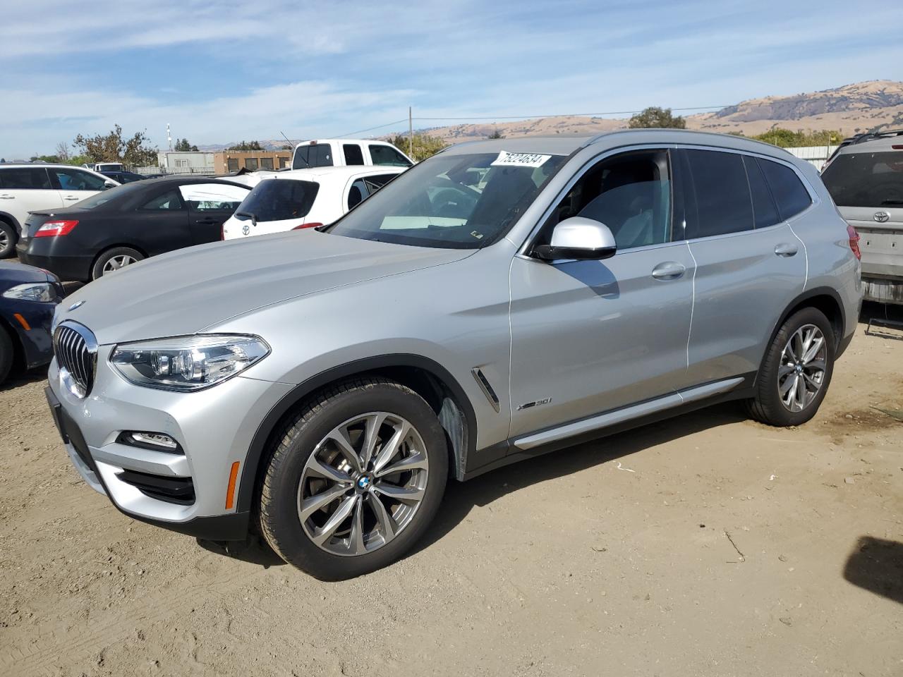 VIN 5UXTR9C54JLD66561 2018 BMW X3 no.1