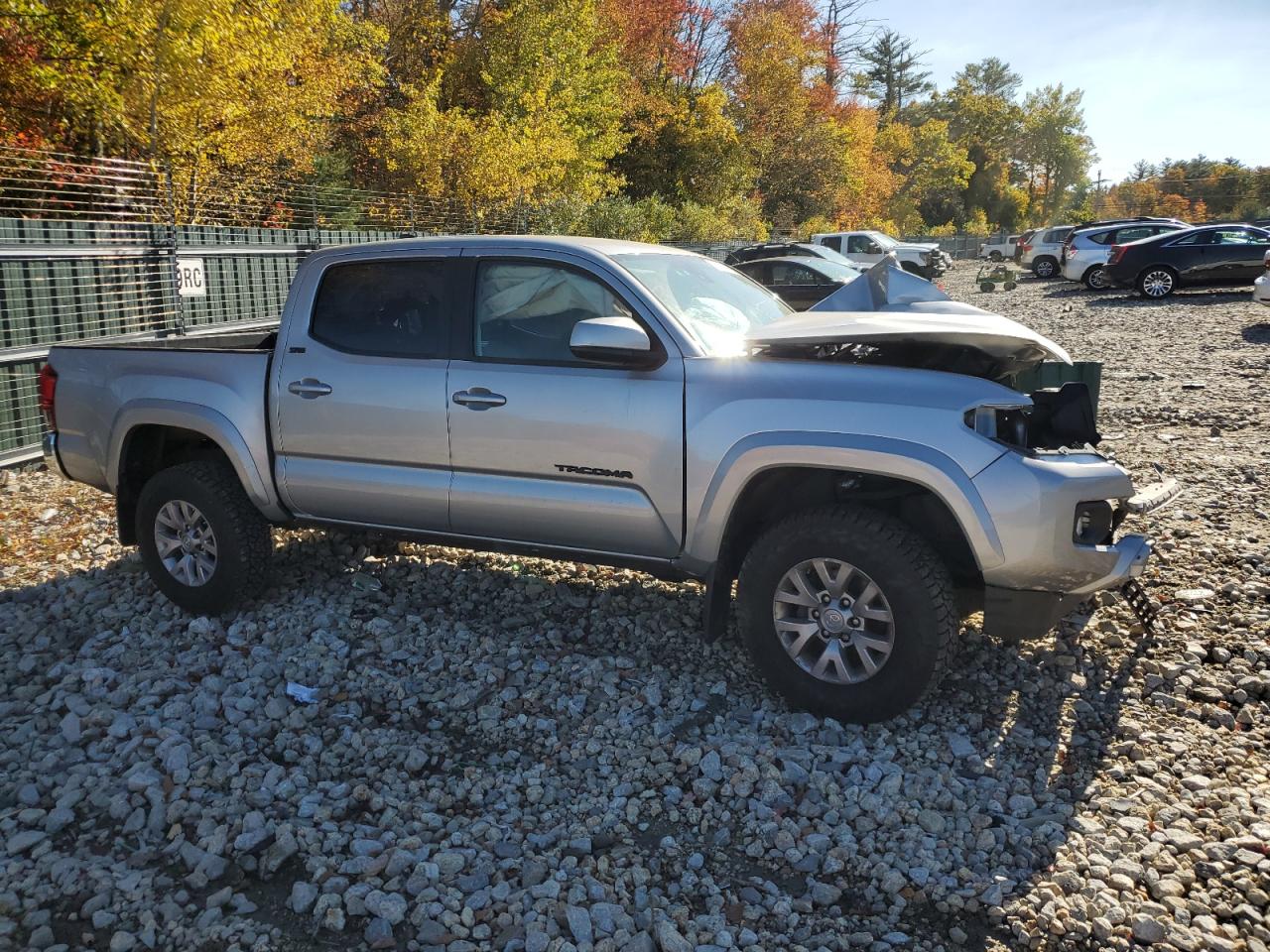 2018 Toyota Tacoma - Image 4