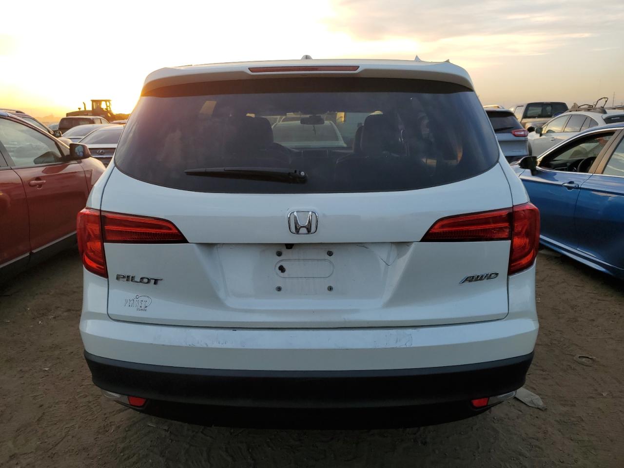 5FNYF6H39HB058091 2017 Honda Pilot Ex