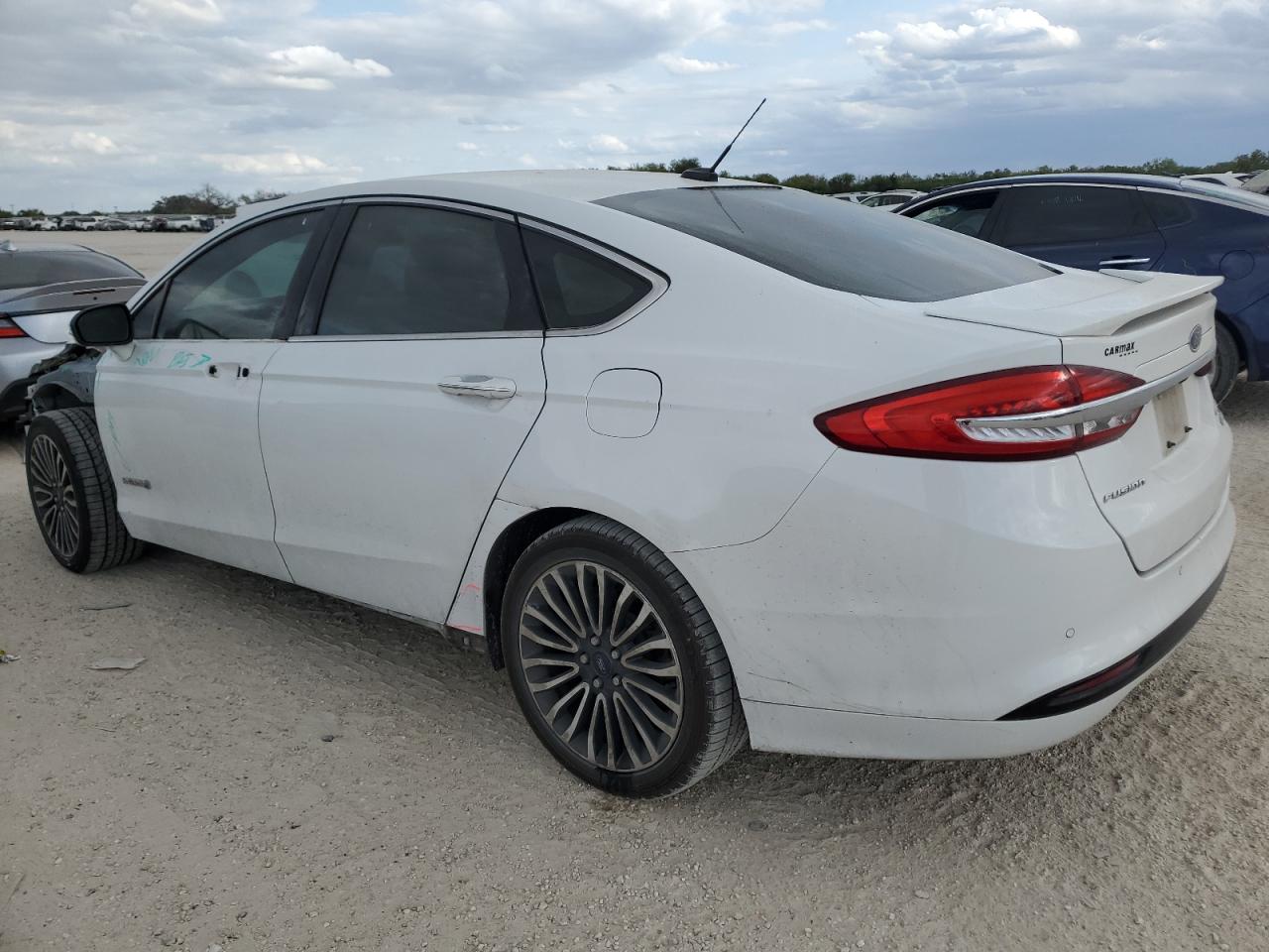 2018 Ford Fusion - Image 2