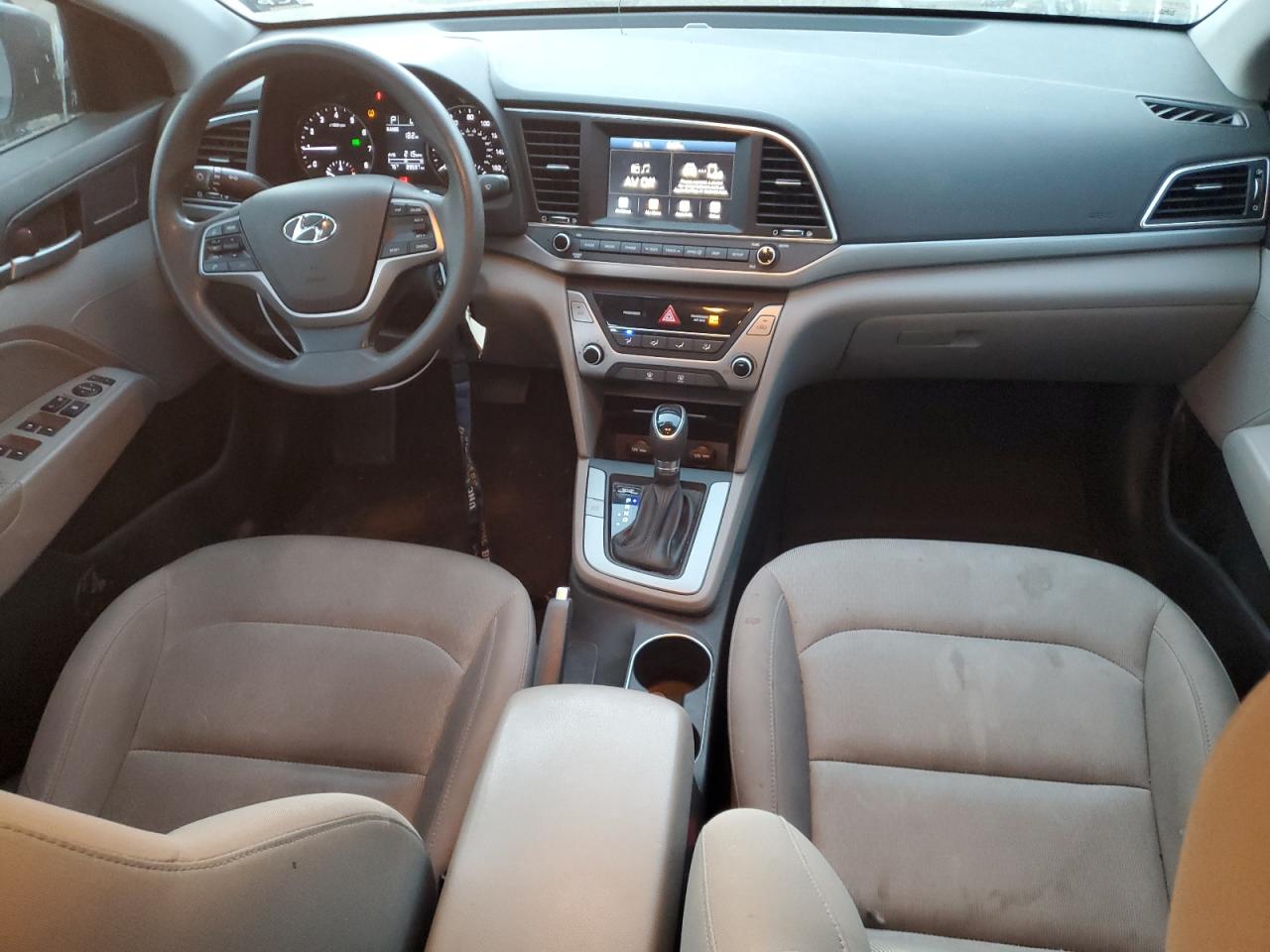 2017 Hyundai Elantra - Image 8