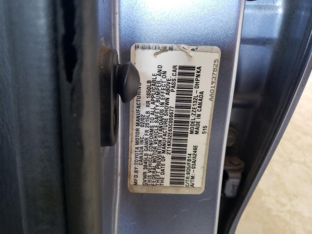 2003 Toyota Corolla Matrix Xr VIN: 2T1KR32E63C006677 Lot: 74662794