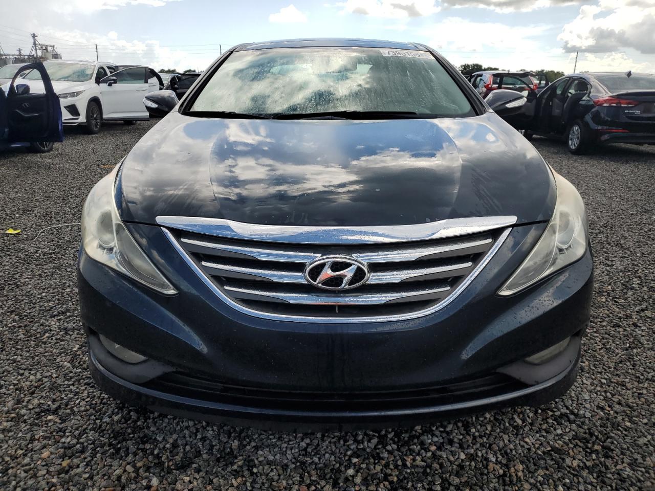 2014 Hyundai Sonata - Image 5