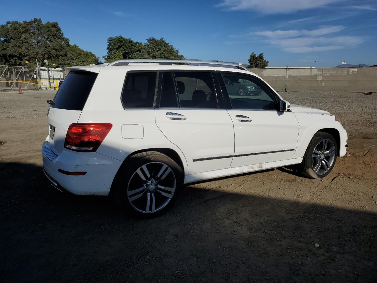 VIN WDCGG5HB8DG019643 2013 MERCEDES-BENZ GLK-CLASS no.3