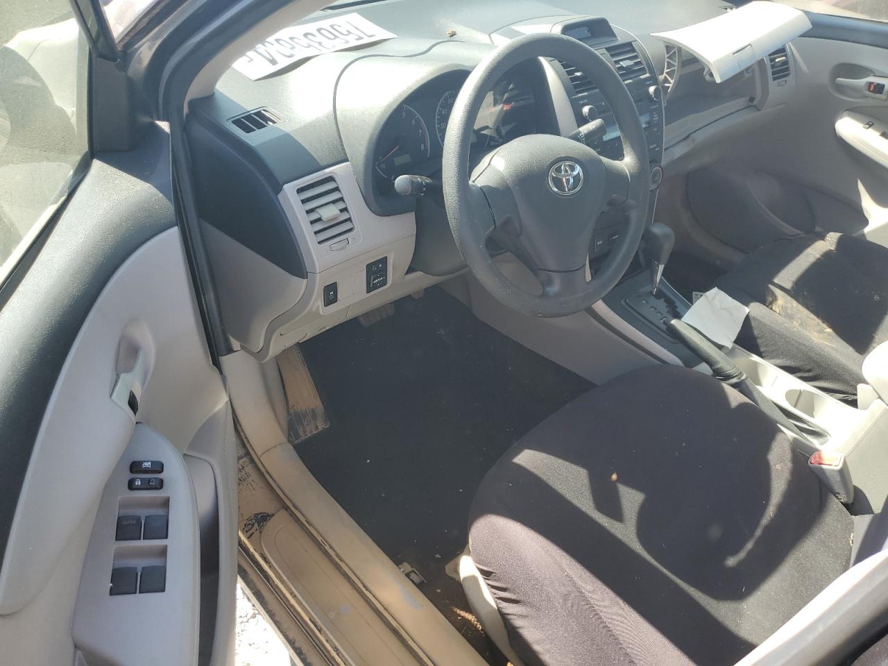2012 Toyota Corolla - Image 8