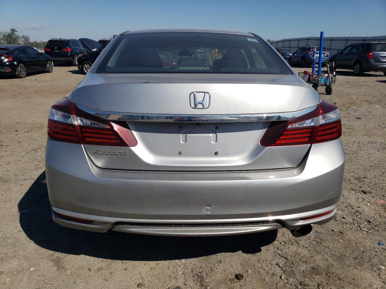 1HGCR2F31HA179365 2017 Honda Accord Lx