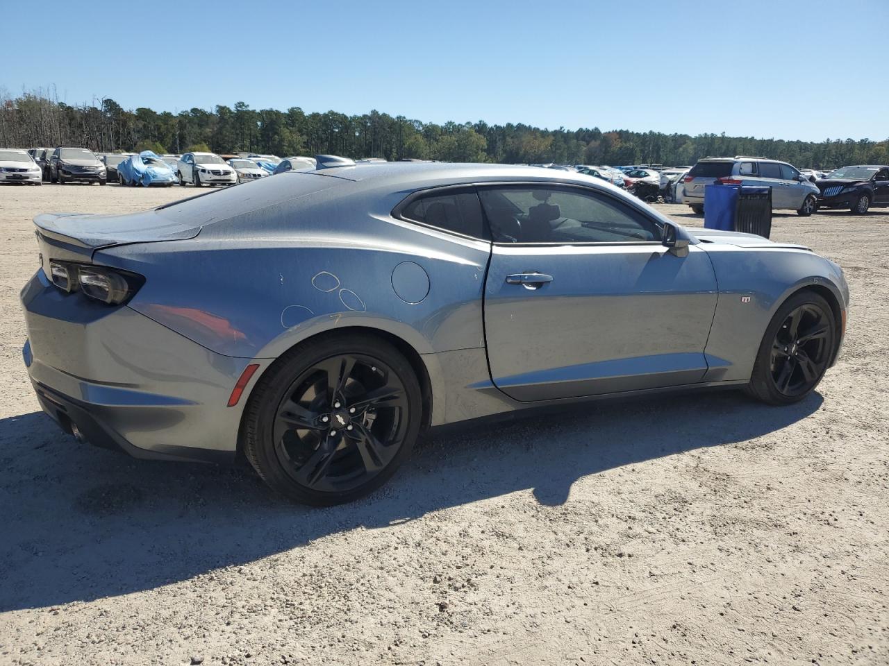 2019 Chevrolet Camaro - Image 3