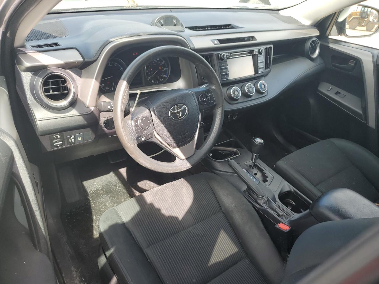 2017 Toyota Rav4 Le VIN: 2T3BFREV8HW550411 Lot: 74141584