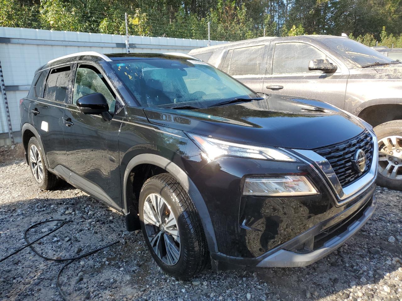 2021 Nissan Rogue - Image 4