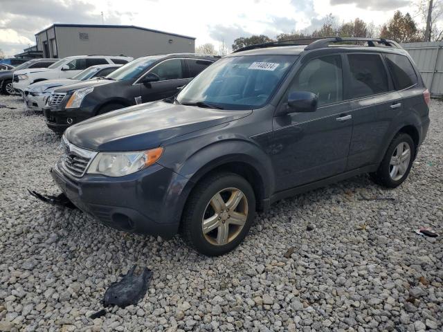 2010 Subaru Forester 2.5X Premium за продажба в Wayland, MI - Front End