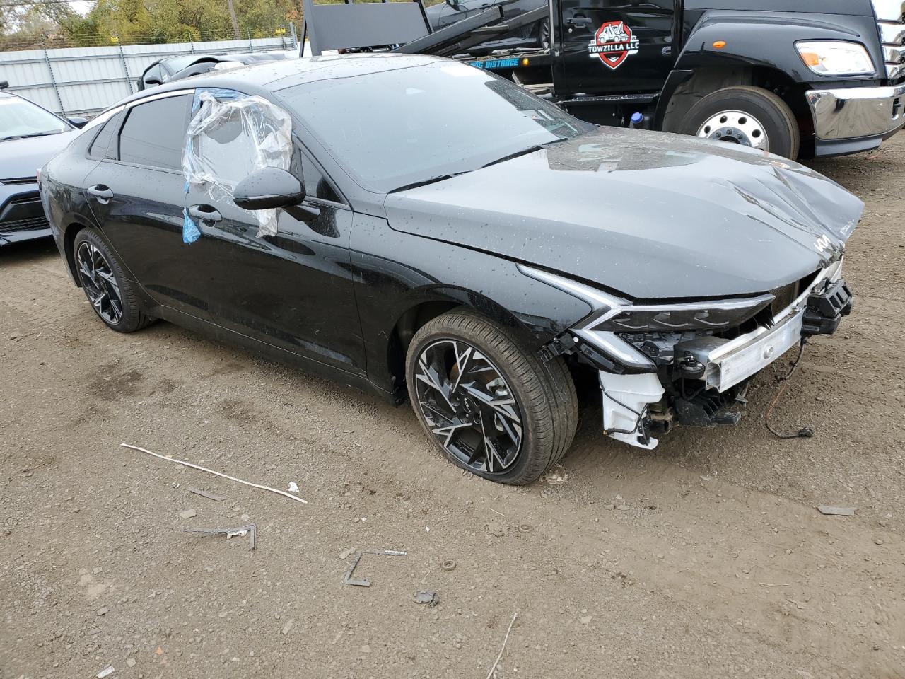 2025 Kia K5 - Image 4