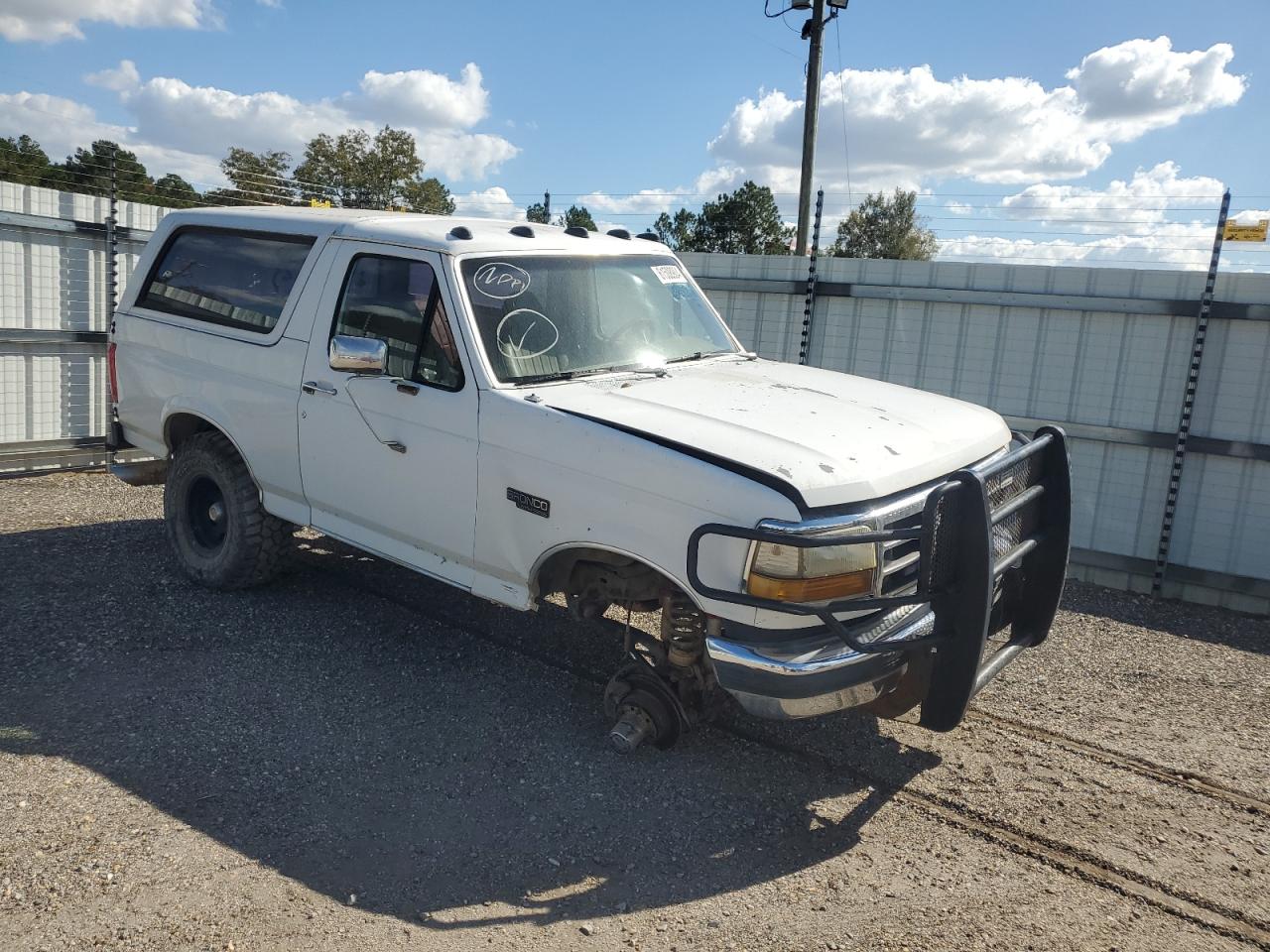 1992 Ford Bronco U100 VIN: 1FMEU15N8NLA71761 Lot: 61508904