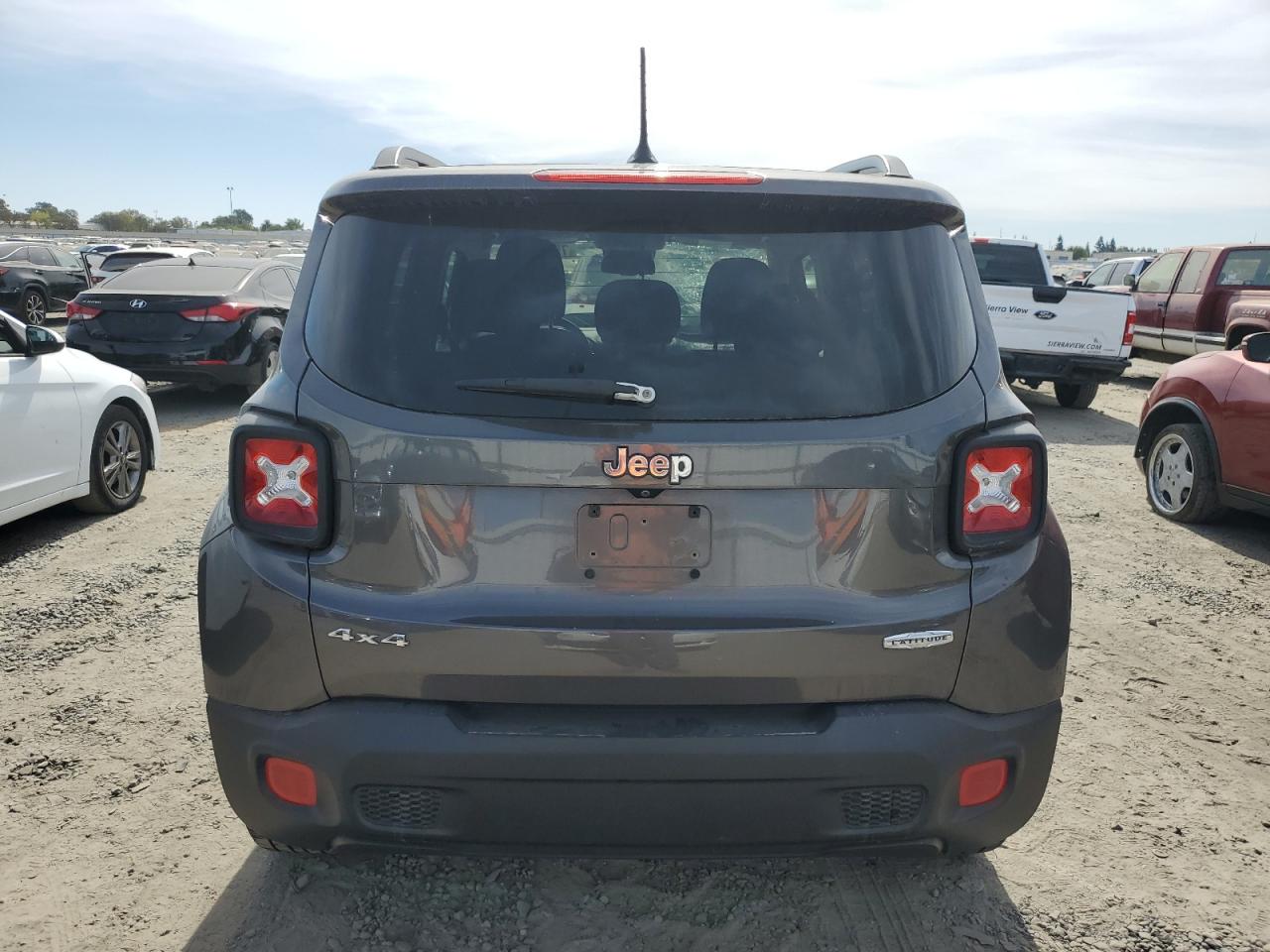 2017 Jeep Renegade Latitude VIN: ZACCJBBB9HPG11963 Lot: 75458694